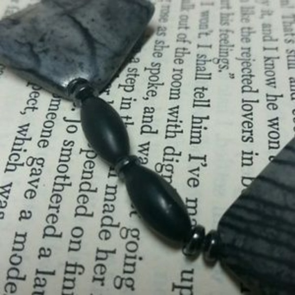 Vintage | Jasper Geometric Necklace - Picture 7 of 7